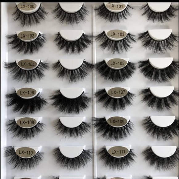 Lashes - Picture 2 of 3